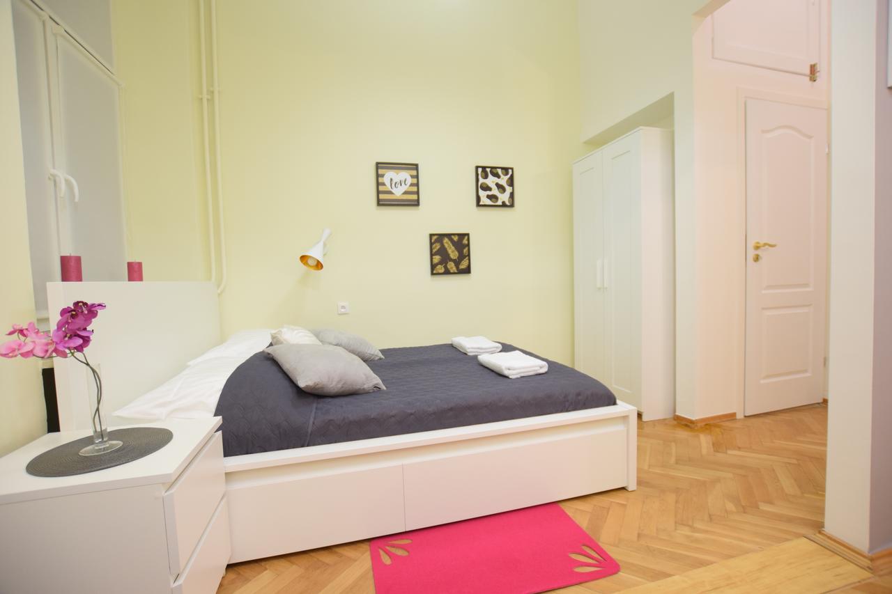 Elegant Apartment Copernicus Warsaw Exterior photo