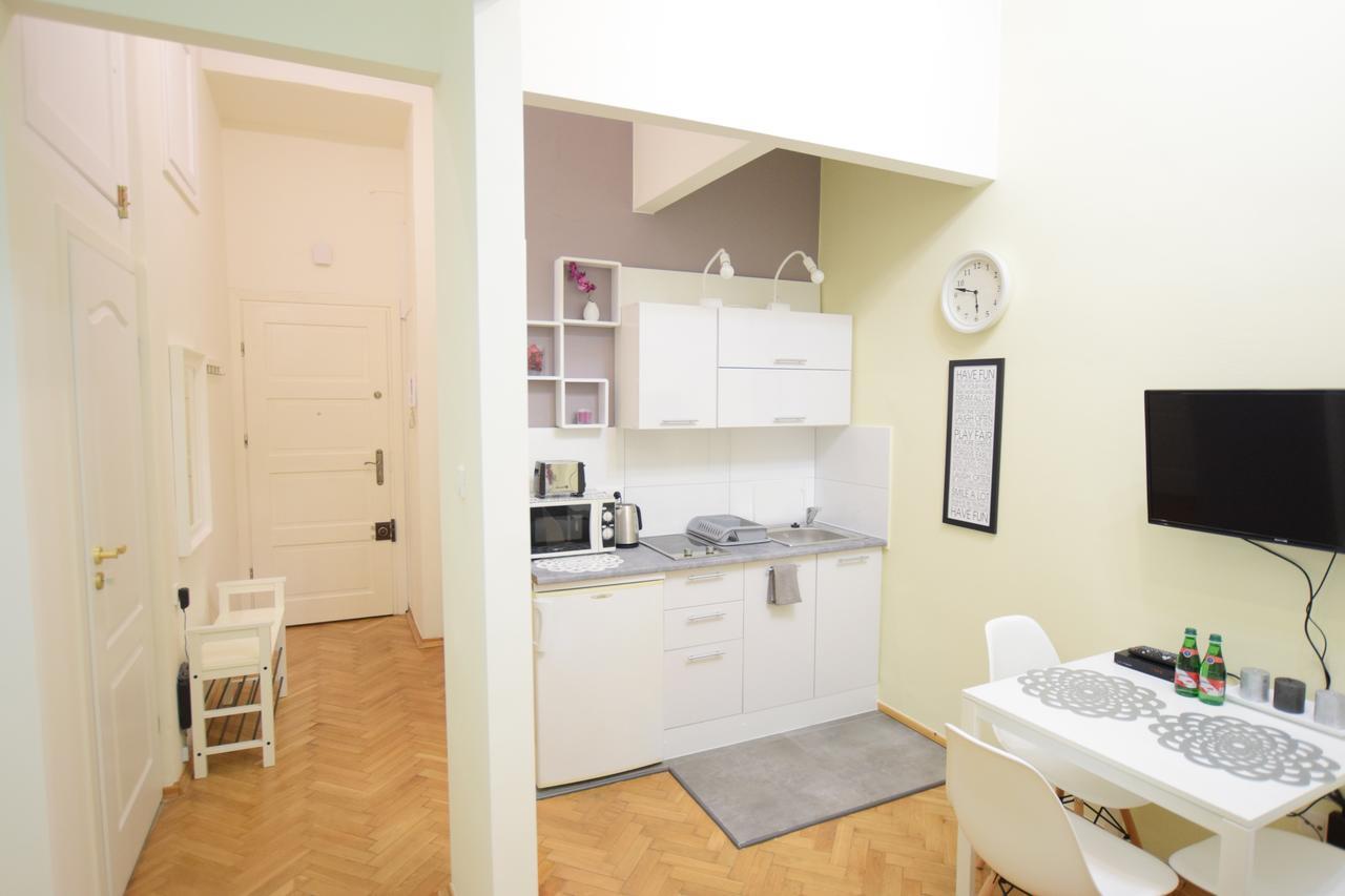 Elegant Apartment Copernicus Warsaw Exterior photo