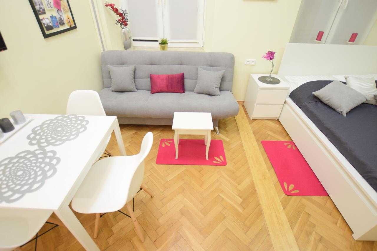 Elegant Apartment Copernicus Warsaw Exterior photo