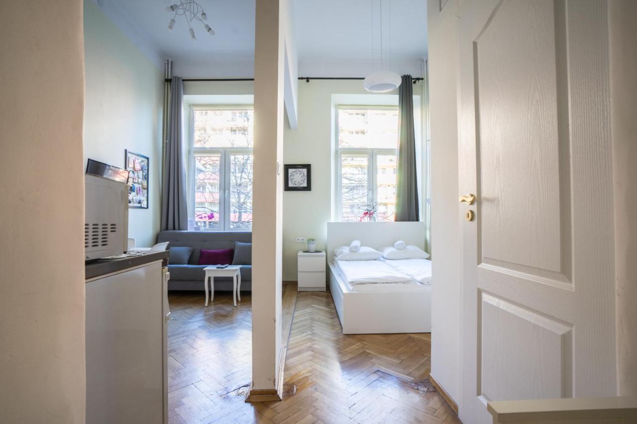 Elegant Apartment Copernicus Warsaw Exterior photo